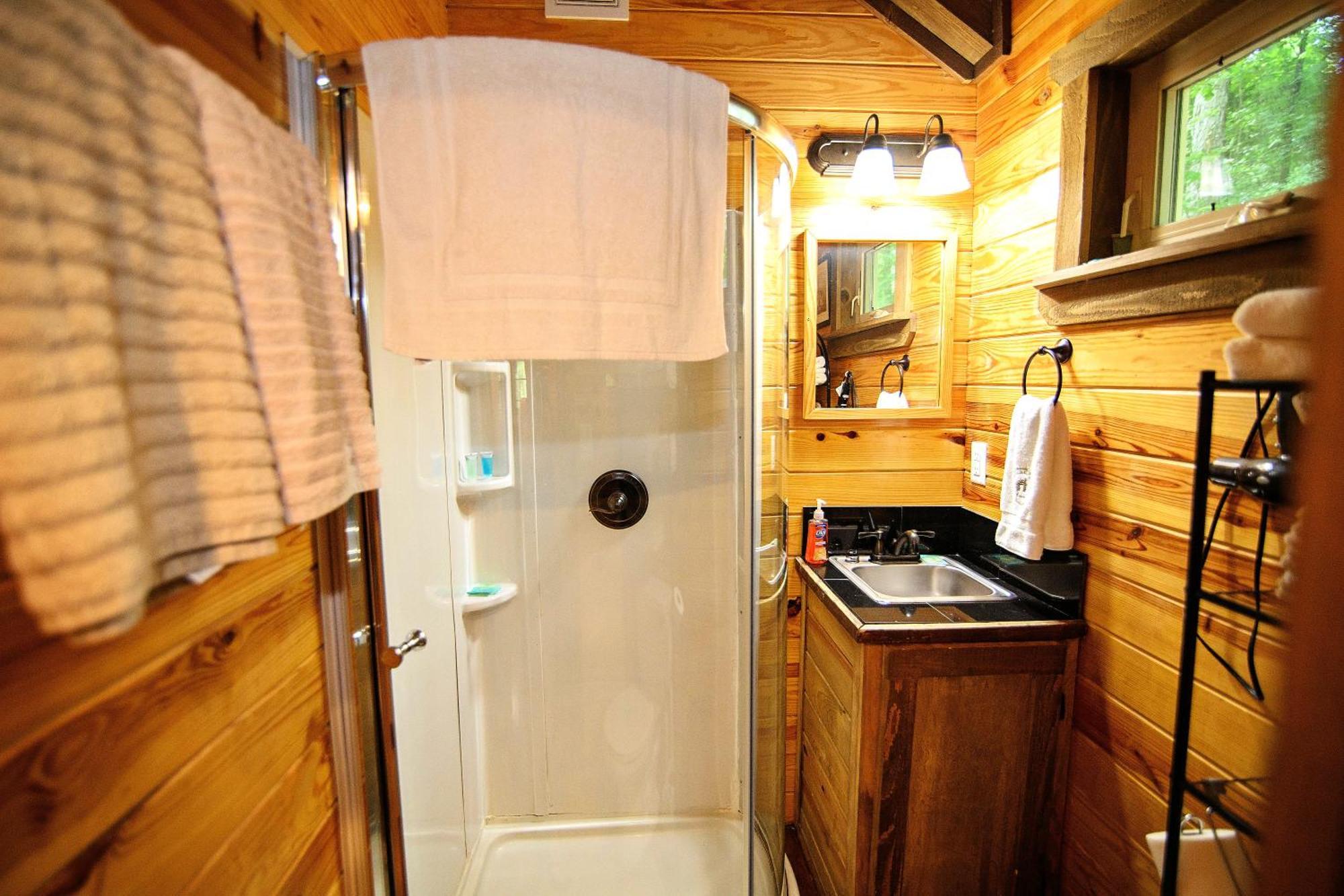The Codex - Parker Creek Bend Cabins مورفريسبورو المظهر الخارجي الصورة