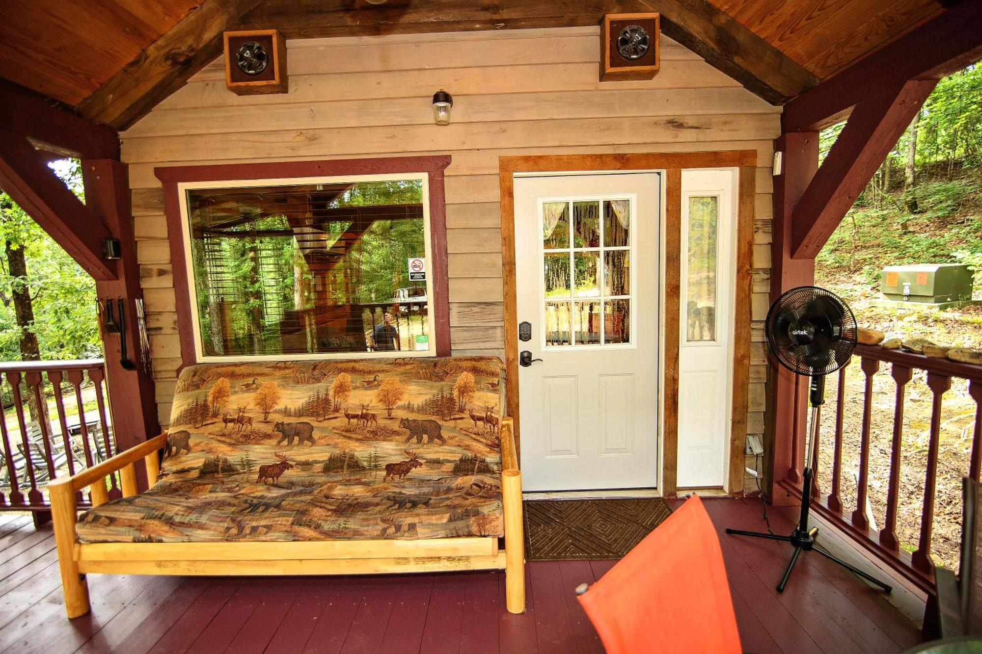 The Codex - Parker Creek Bend Cabins مورفريسبورو المظهر الخارجي الصورة