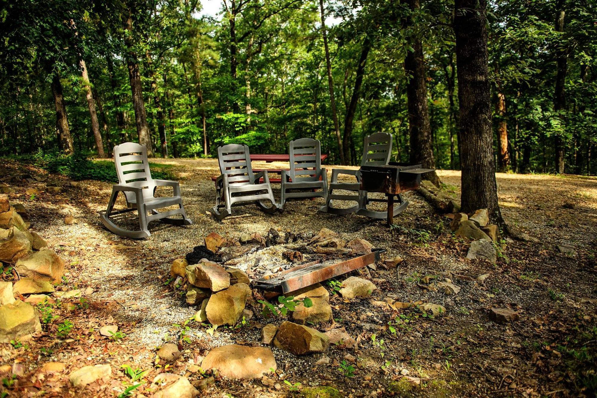 The Codex - Parker Creek Bend Cabins مورفريسبورو المظهر الخارجي الصورة
